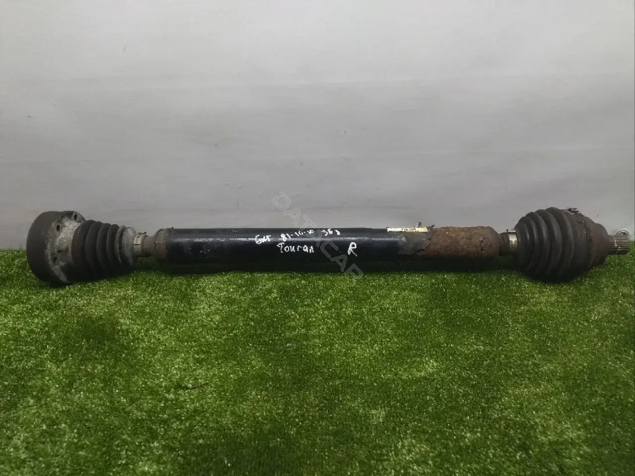 Приводной вал / Полуось 1KO407272HP