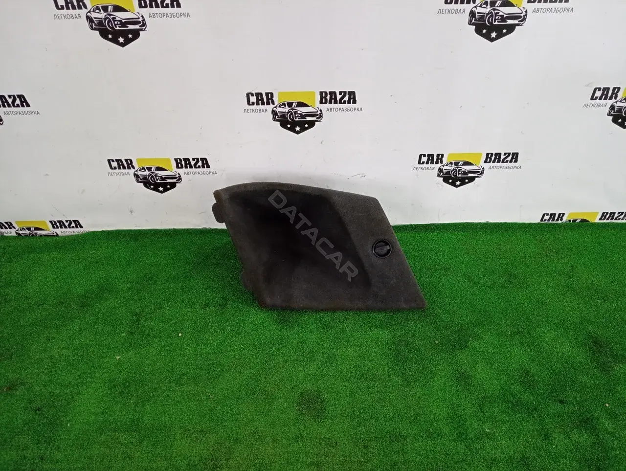 Обшивка багажника 4L0867468