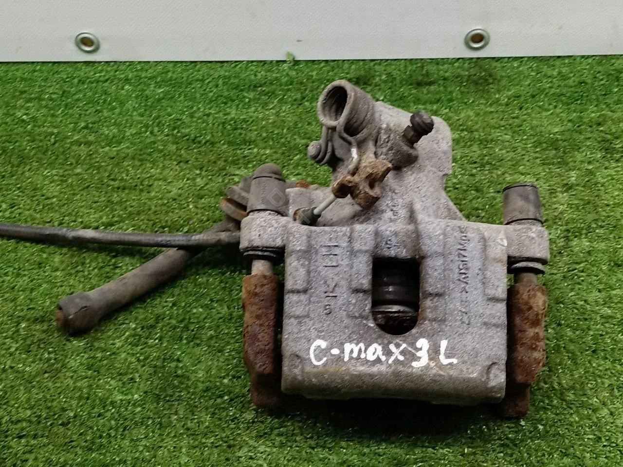 Суппорт тормозной 3M512M089BA