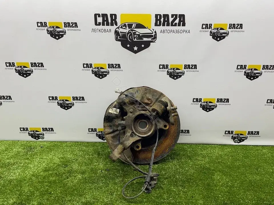 Поворотный кулак 126028