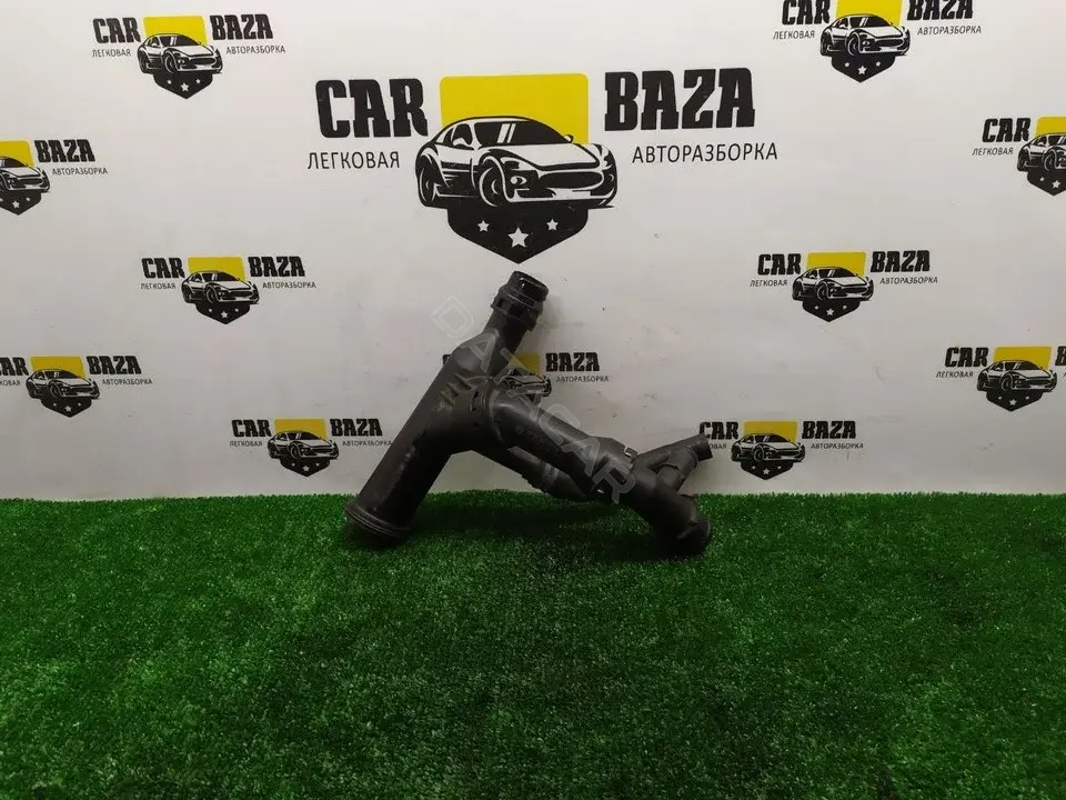 Патрубки системы охлаждения 04L121025R