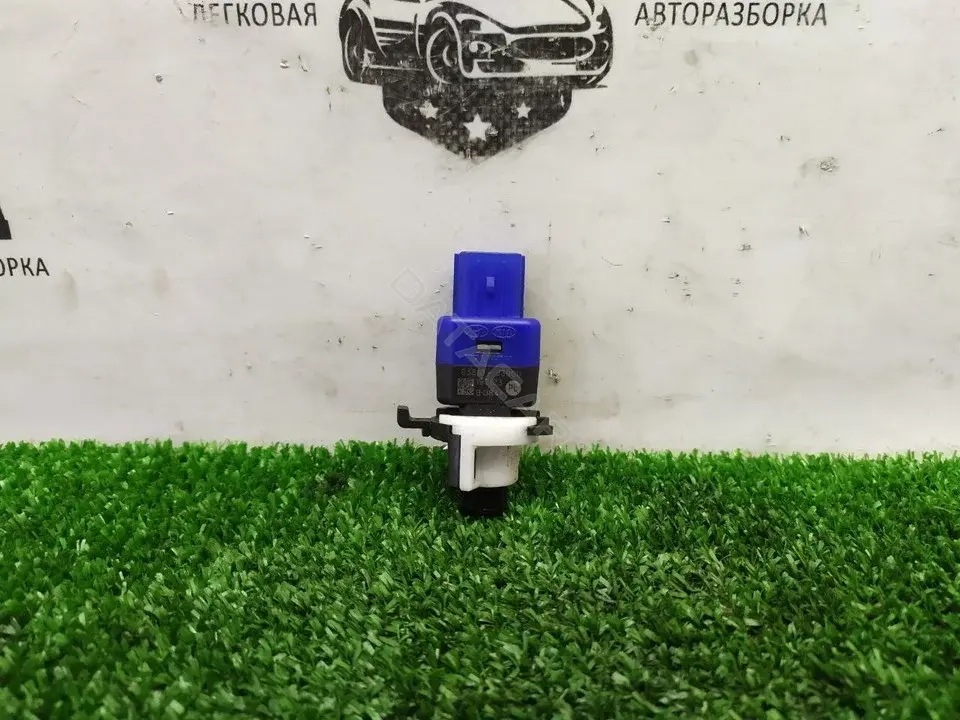 Фонарь стоп сигнала 93810J3000
