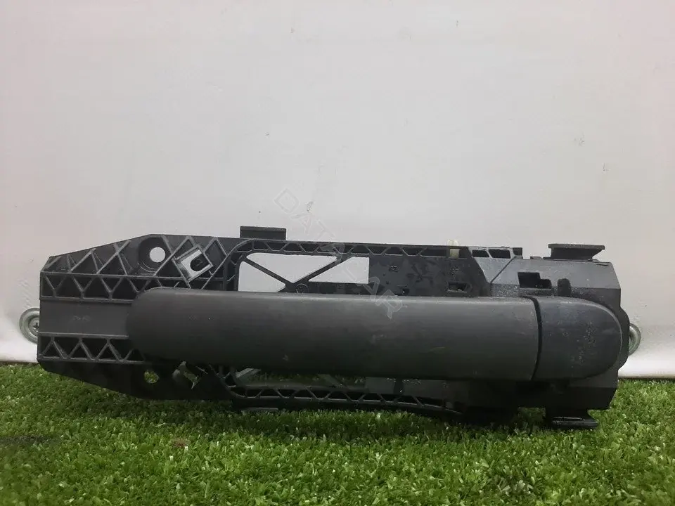 Ручка двери 5N0839885H