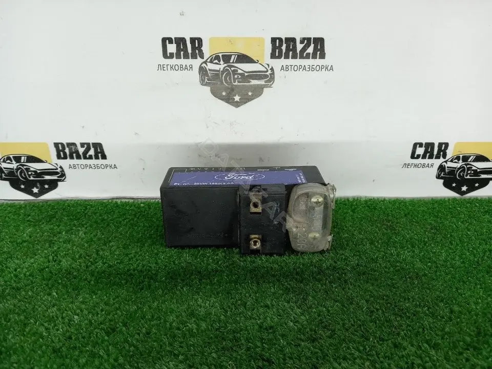 Блок управления вентилятором 95VW14B205AA