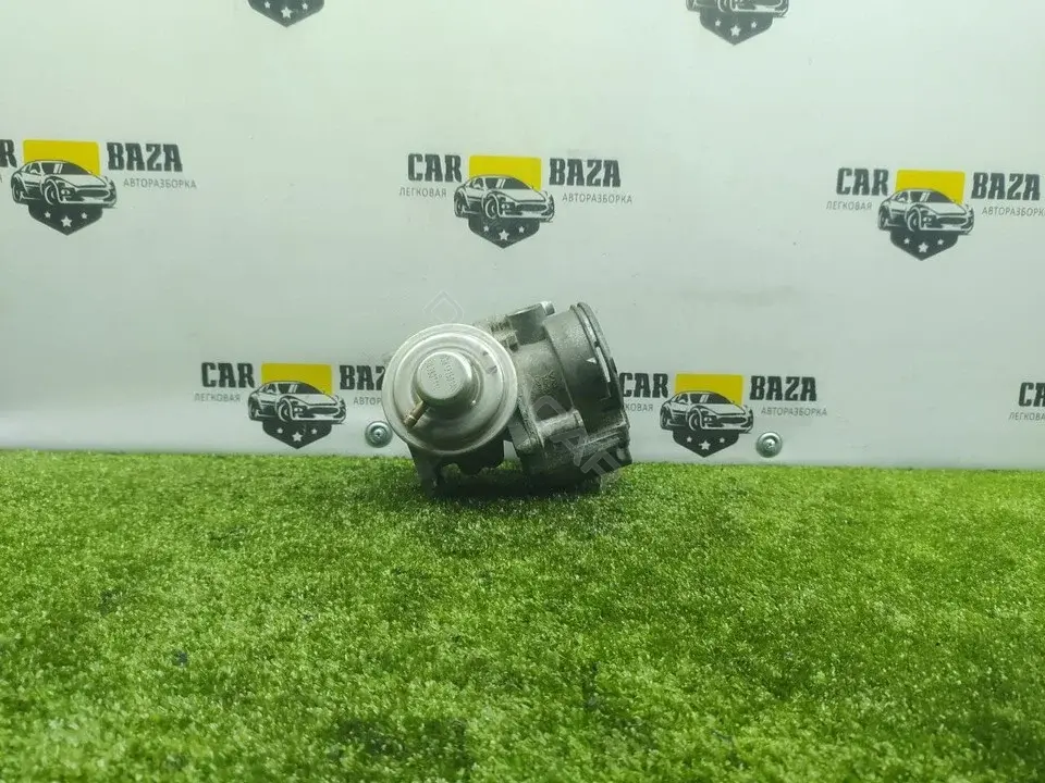 Клапан ЕГР 038129637D