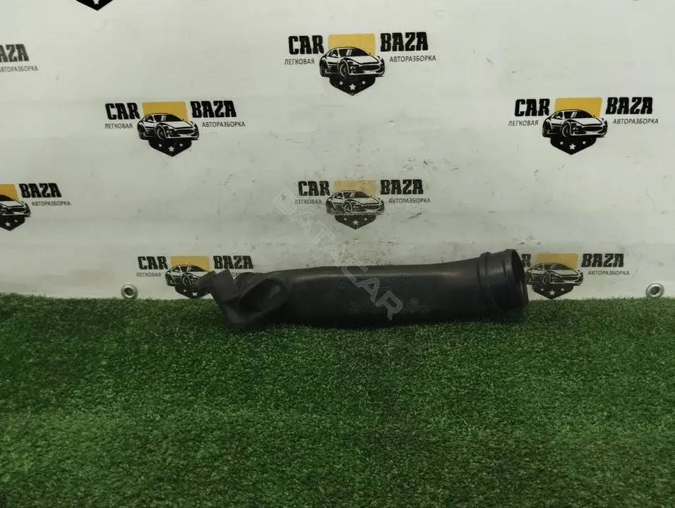 Патрубок интеркулера 1C0145840