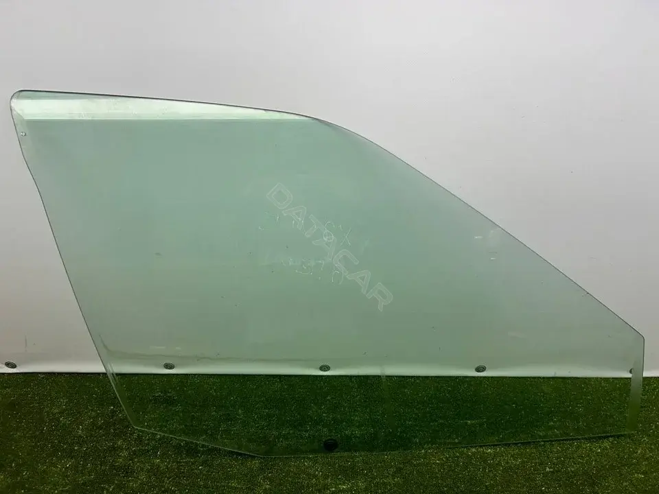 Стекло двери 143051