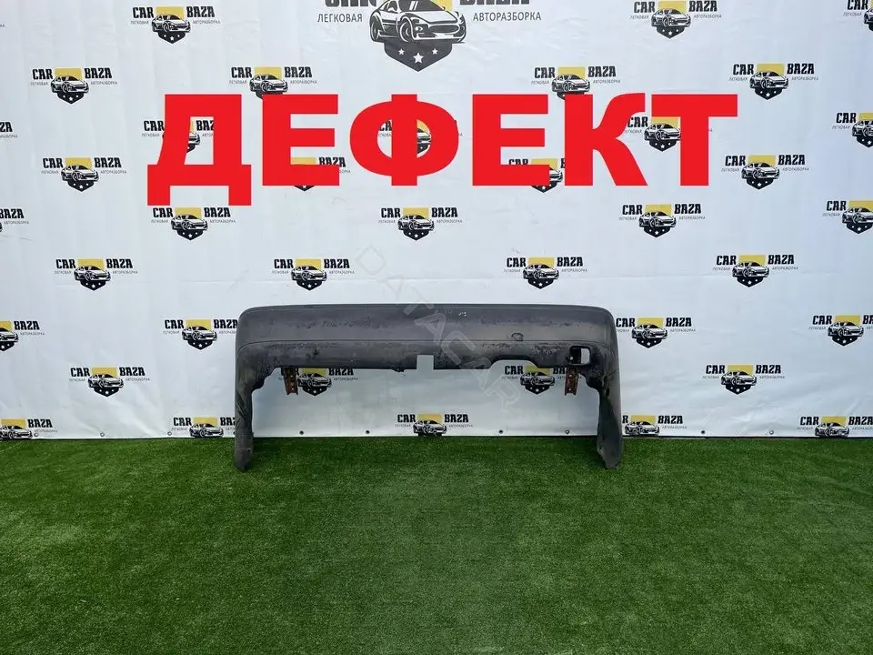 Задний бампер 124541