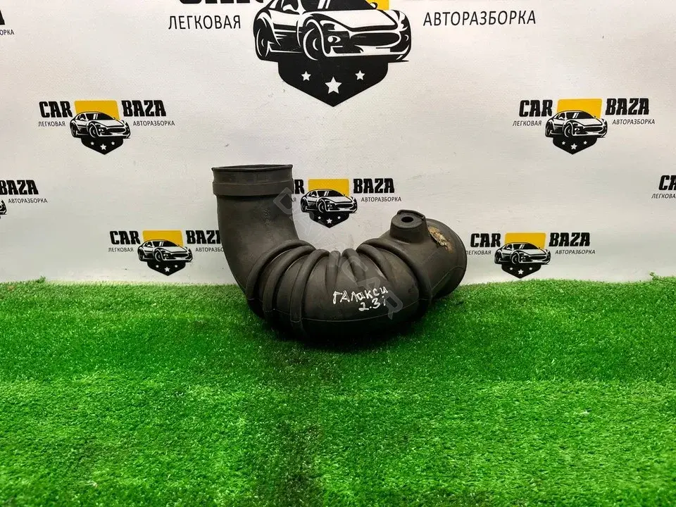 Патрубок воздушный 7M0129627M