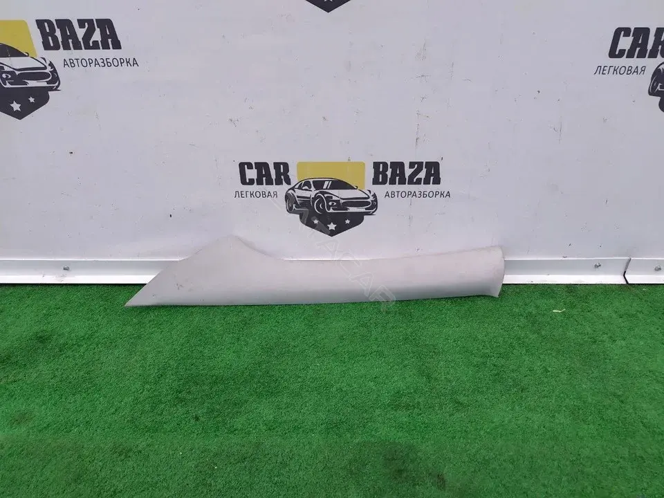 Обшивка стойки 6RU867233C