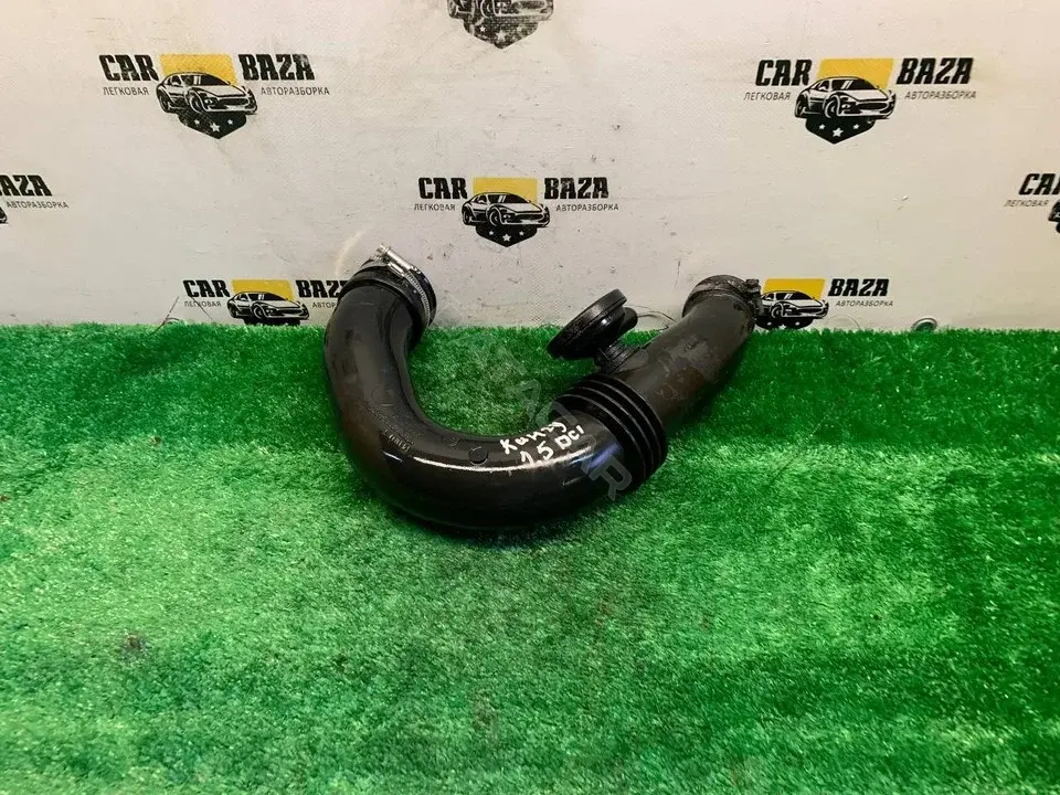 Патрубок воздушный 8200280084