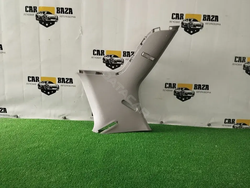 Обшивка стойки 624710D090