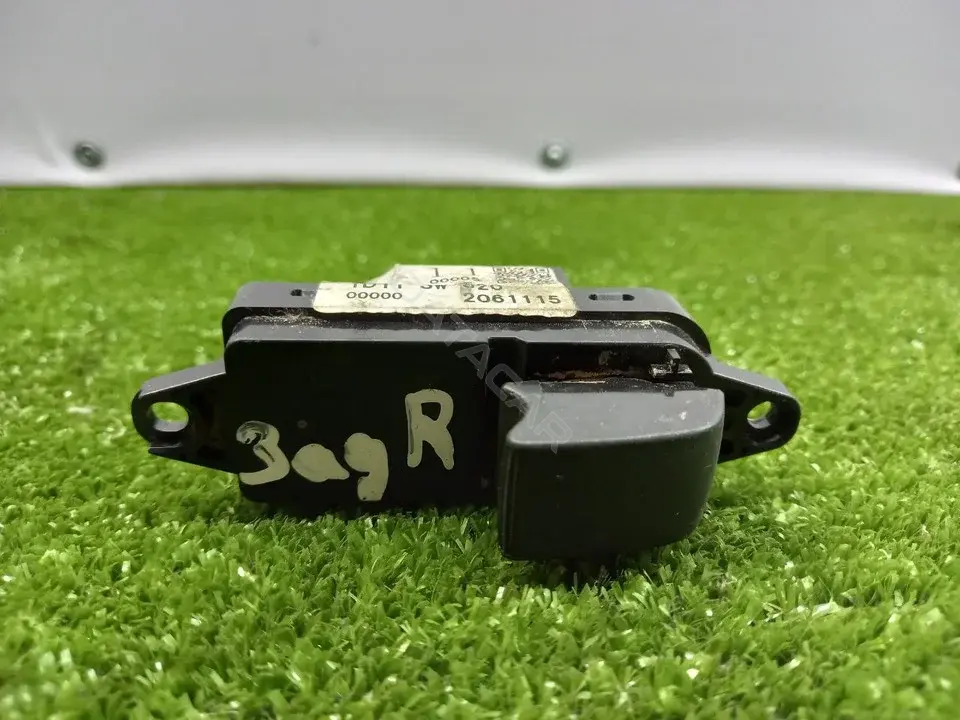 Кнопка стеклоподъемника TD11SW520