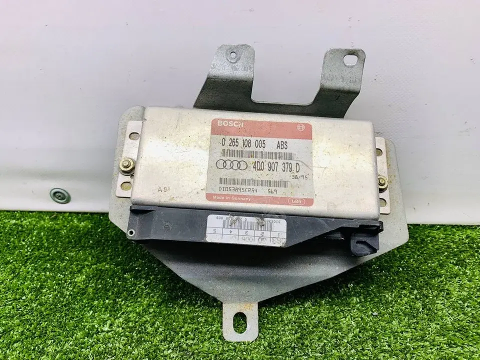 Блок управления АБС 4D0907379D