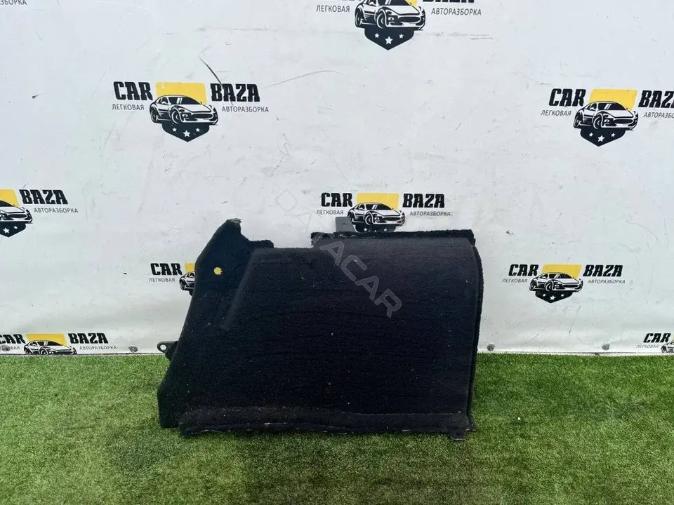 Обшивка багажника 8185226