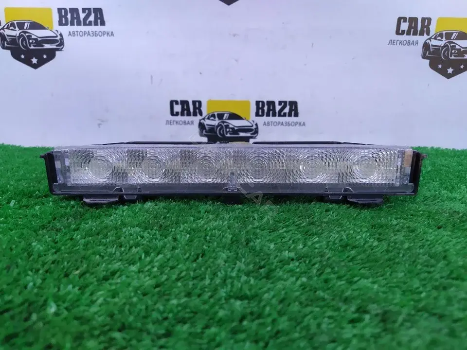 Фонарь стоп сигнала 6RU945087A