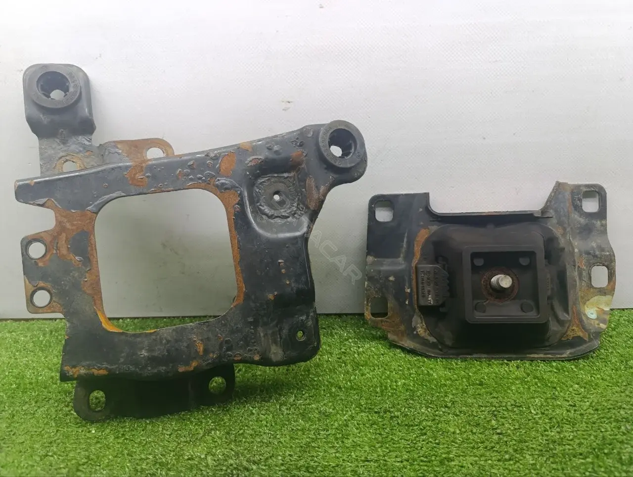 Подушка КПП 349249L, 3M51R6K334A