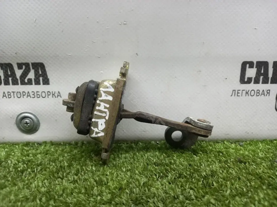 Ограничитель двери 138658