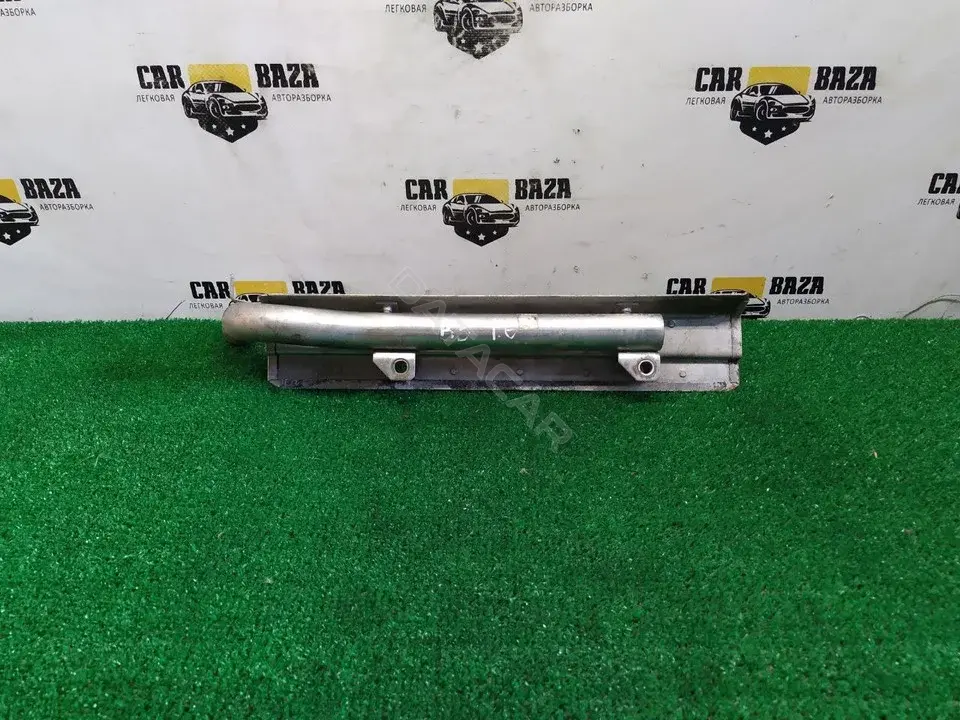 Патрубки системы охлаждения 06B129657
