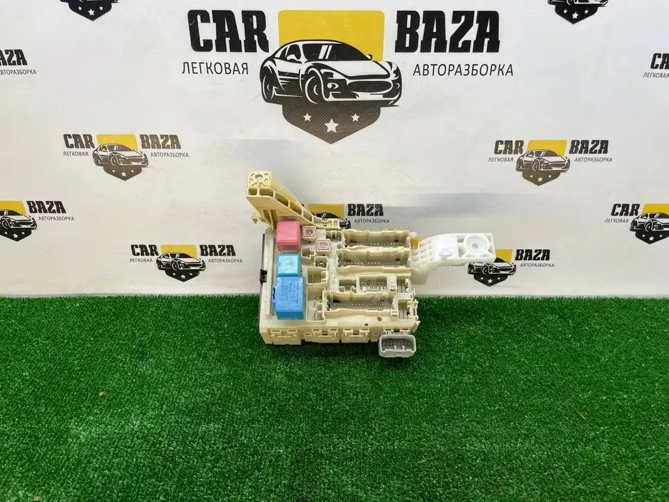 Блок предохранителей 827300D290