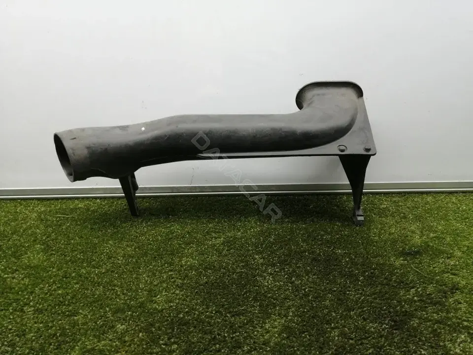 Воздухозаборник 9202936