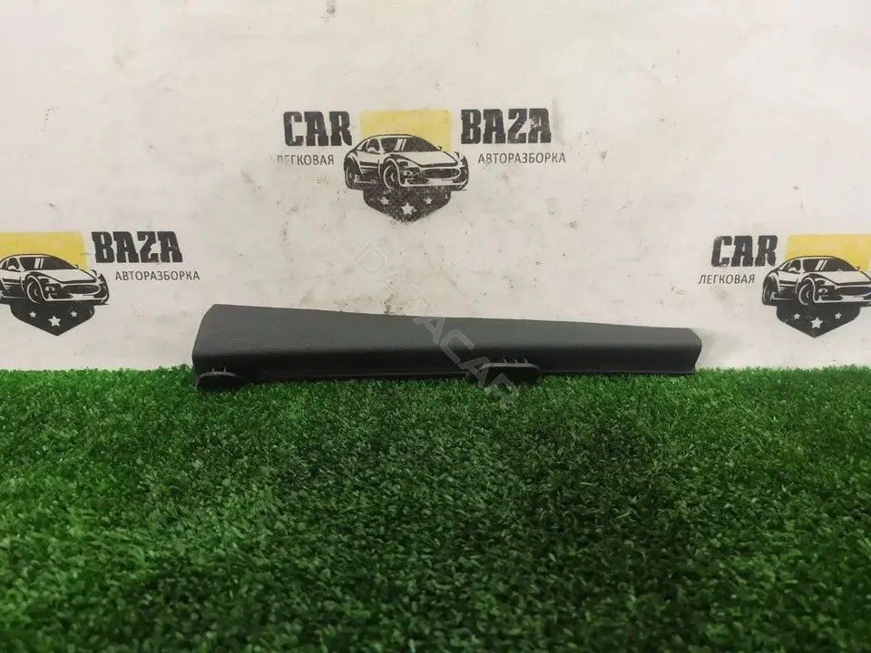 Обшивка стойки передней 8K0868203