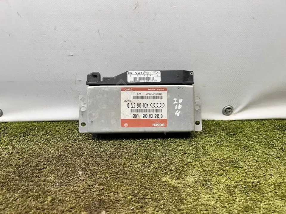 Блок управления АБС 4D0907379D