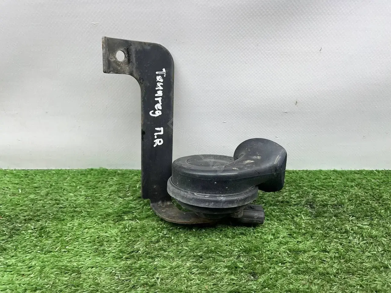 Звуковой сигнал 7L6951186