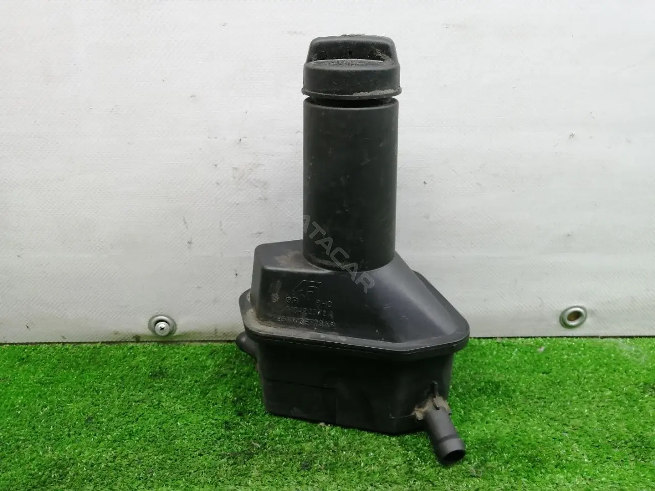 Бачок гидроусилителя 7M0422372A, 95VW3E773AB