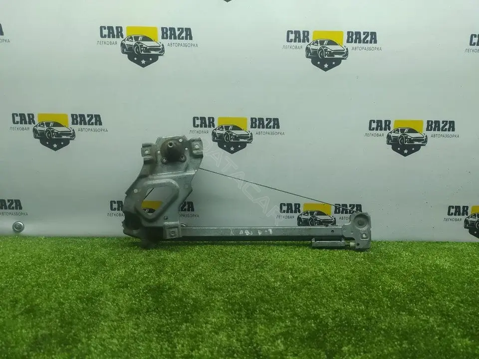Стеклоподъемник 893839400