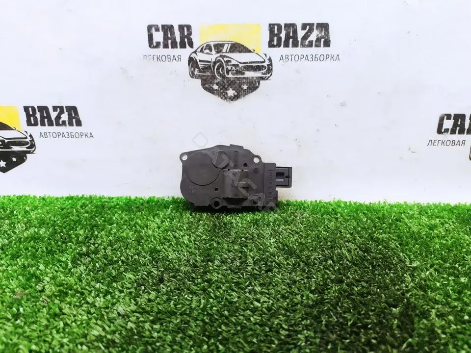 Мотор заслонки печки K9749005