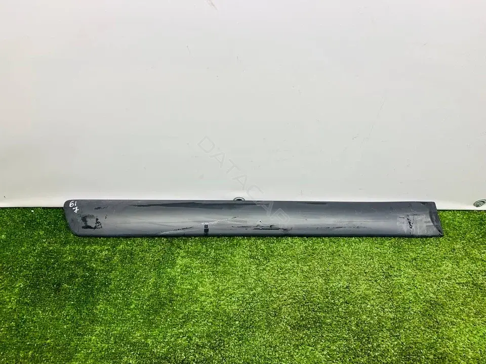 Молдинг двери R75303