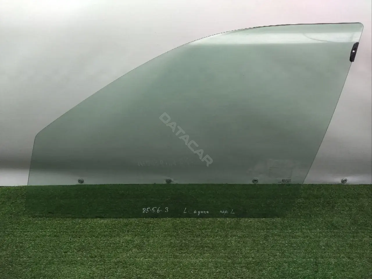 Стекло двери 1050148