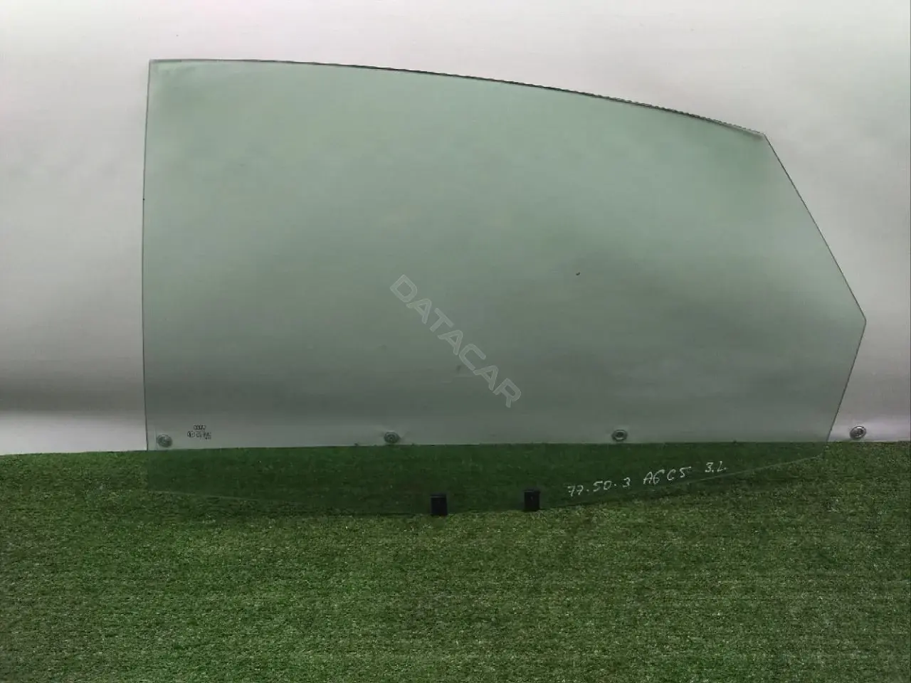 Стекло двери 1050158