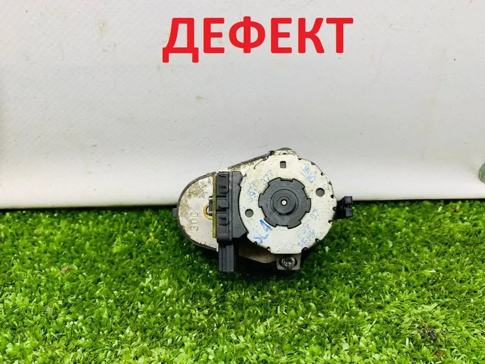 Мотор заслонки печки 8391377