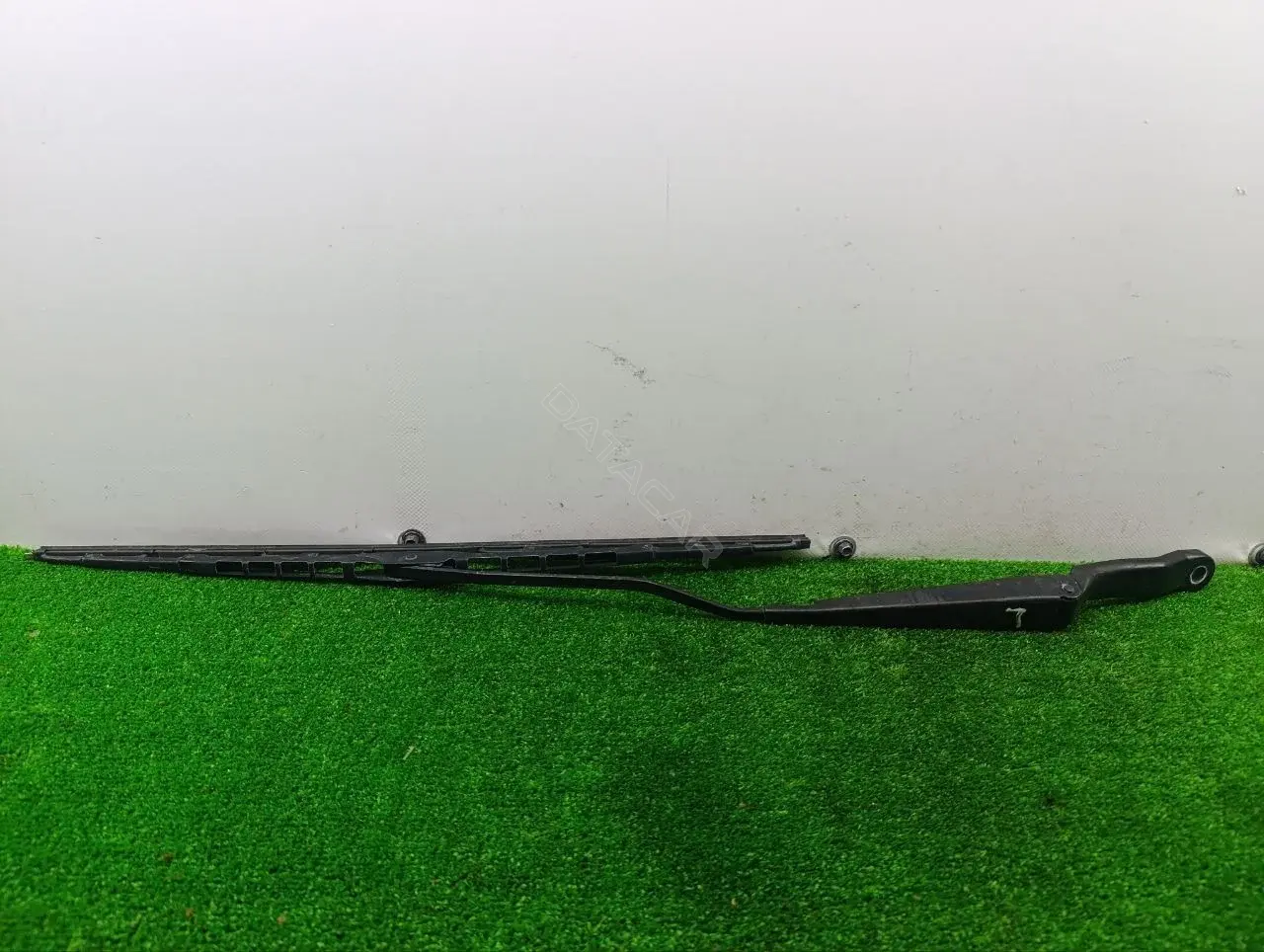 Рычаг стеклоочистителя 196718