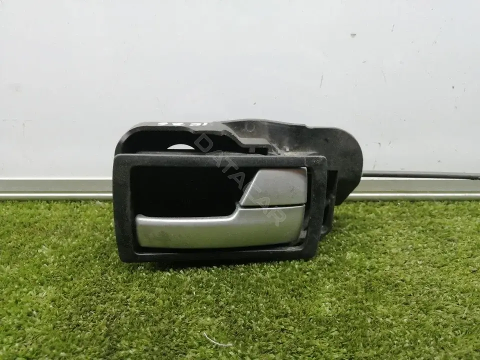 Ручка двери 1S71F22600