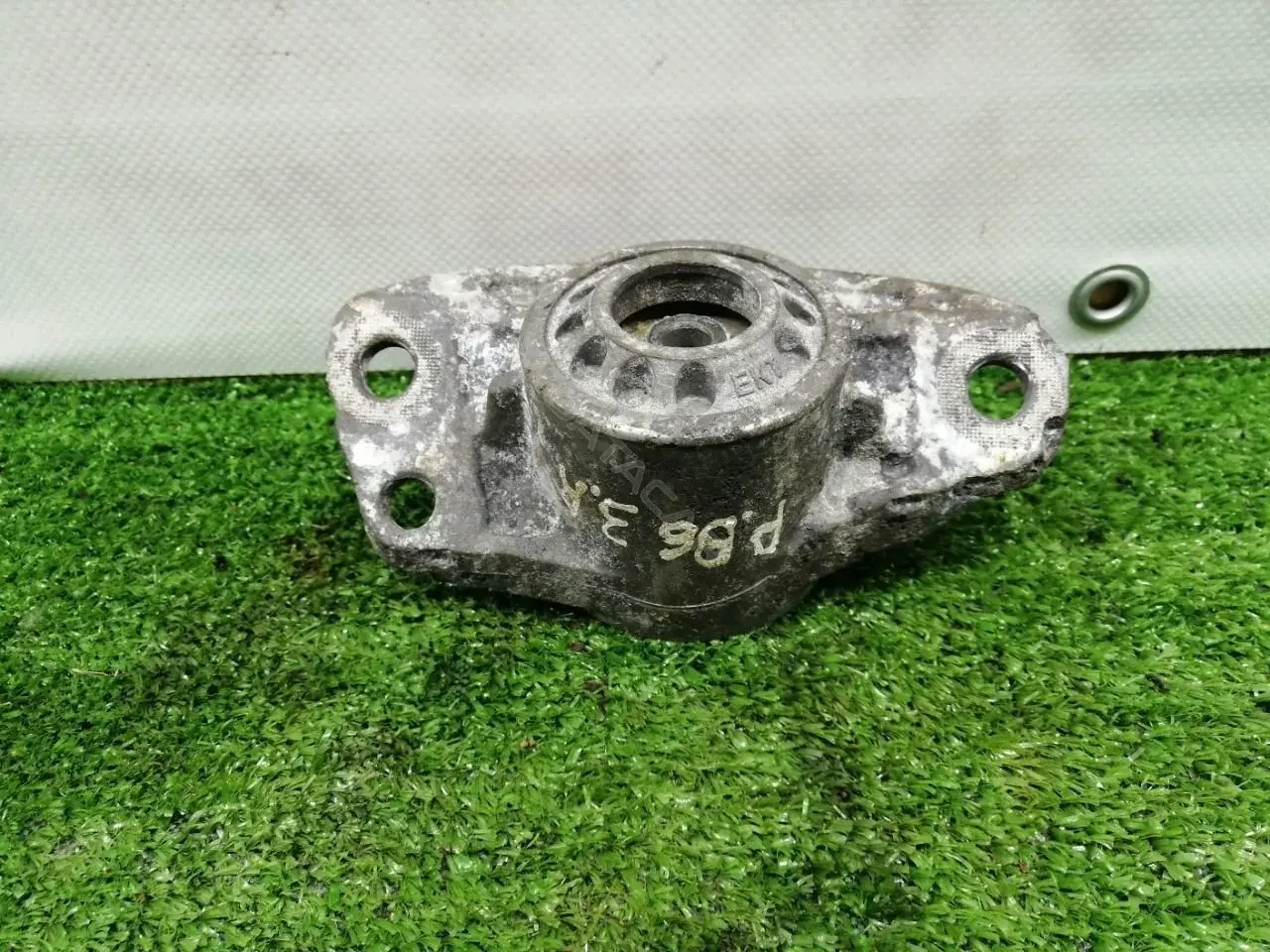 Опора амортизатора 3C0513353C