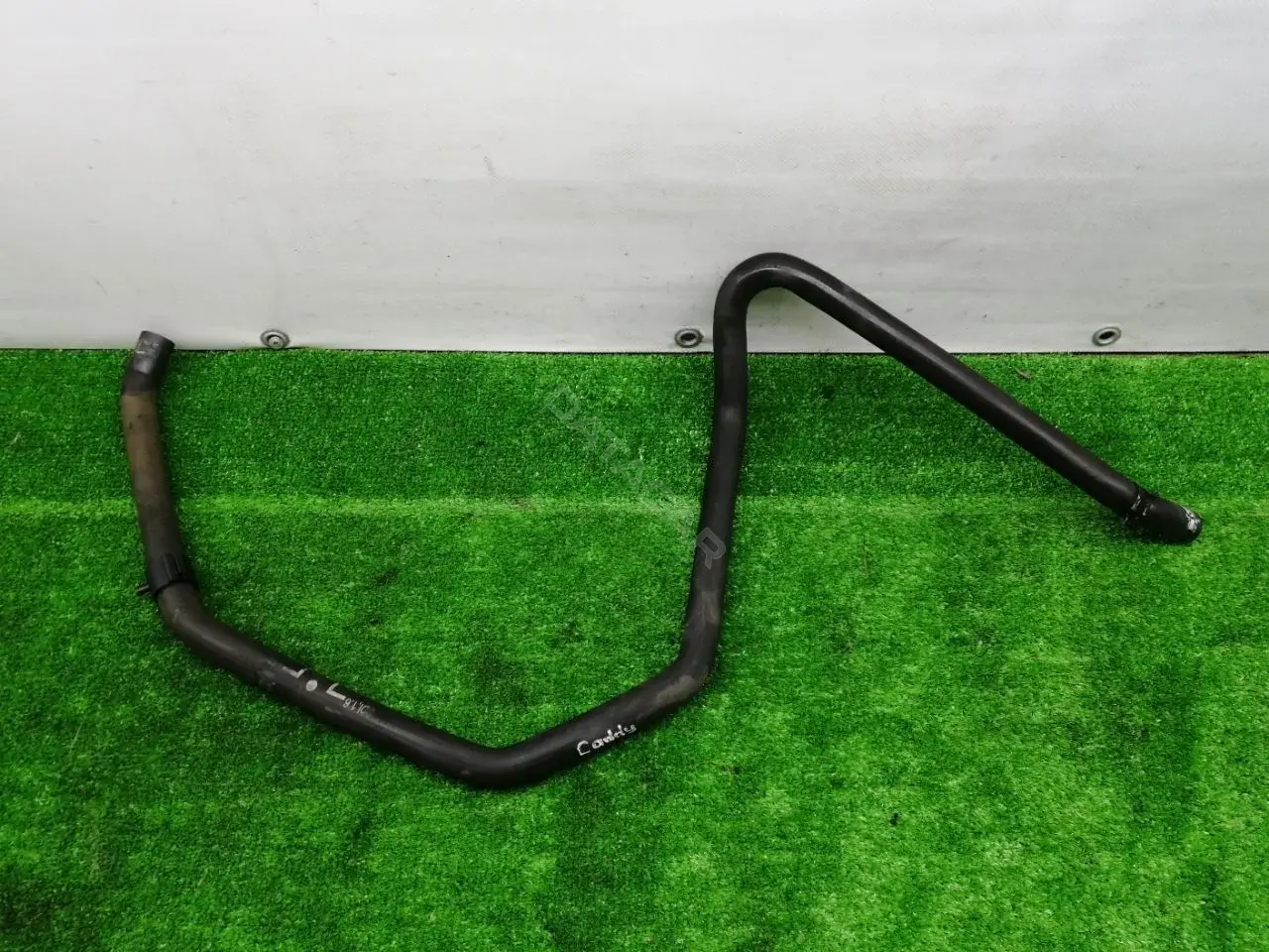 Патрубки системы охлаждения 2K0422881M