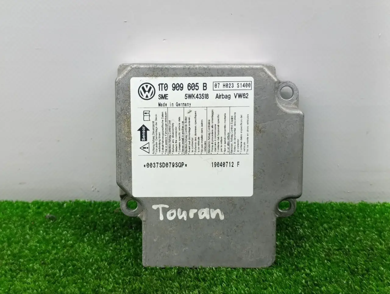 Блок управления подушками безопасности 1T0909605B