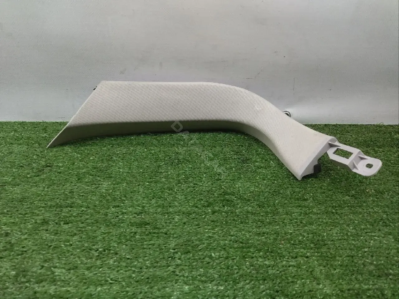 Обшивка крышки багажника G21C68940