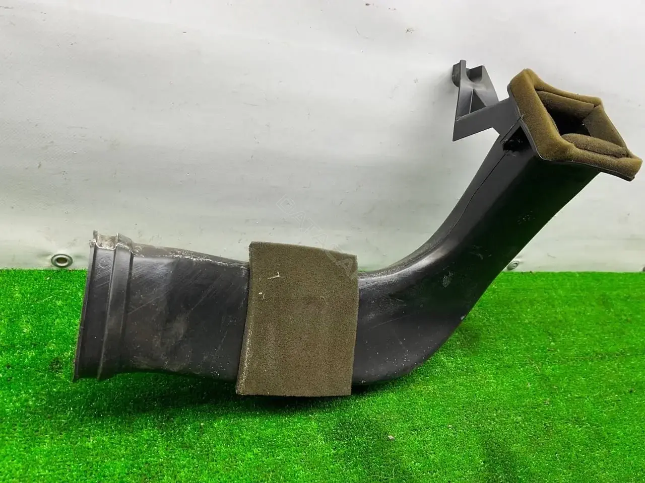 Воздуховод 91AGA018W18AA