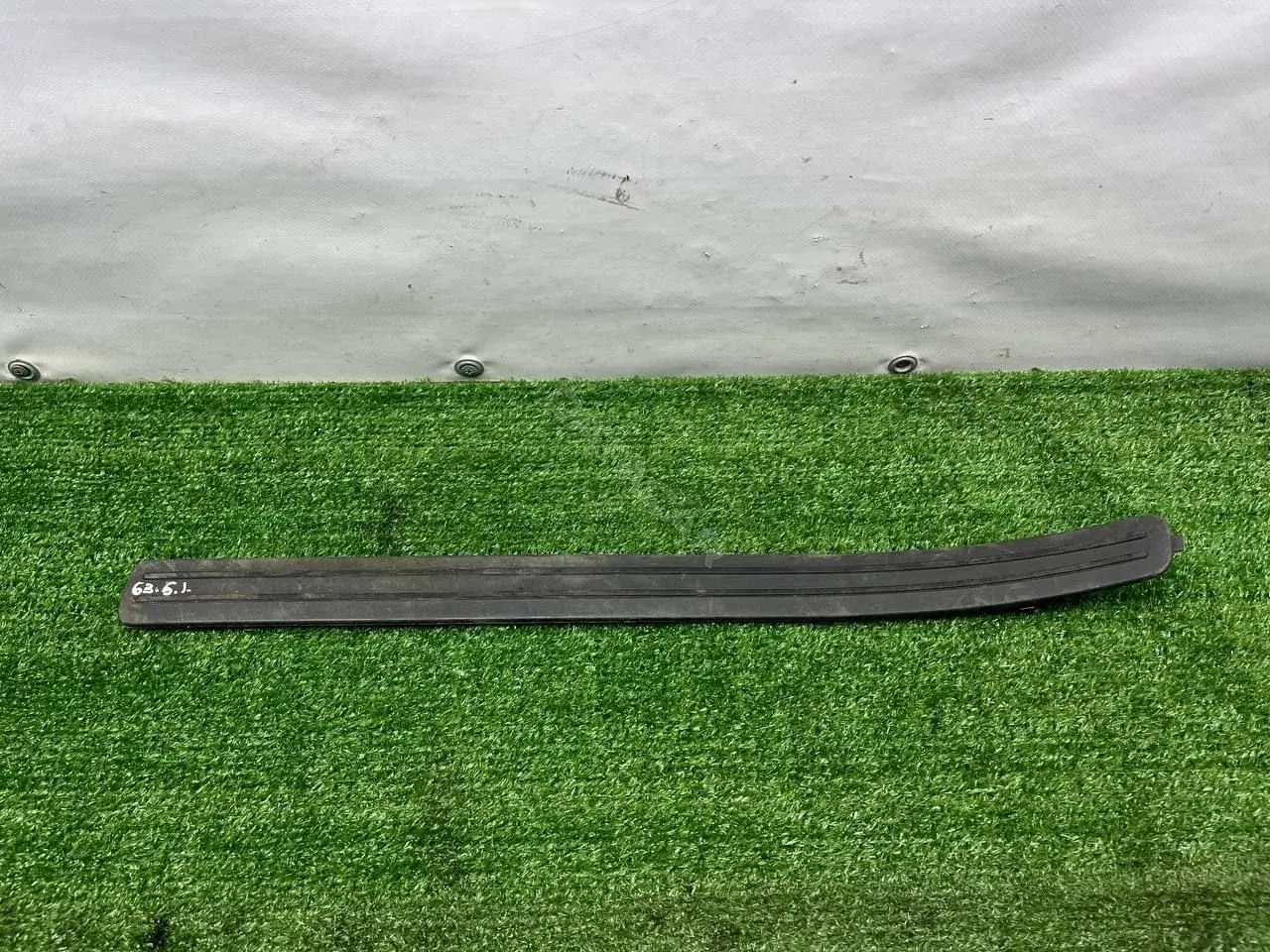 Накладка на порог 7L0853655