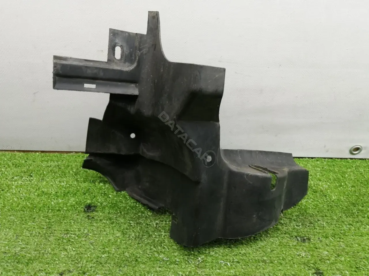 Накладка моторного отсека 7M0915438, 95VW10A684