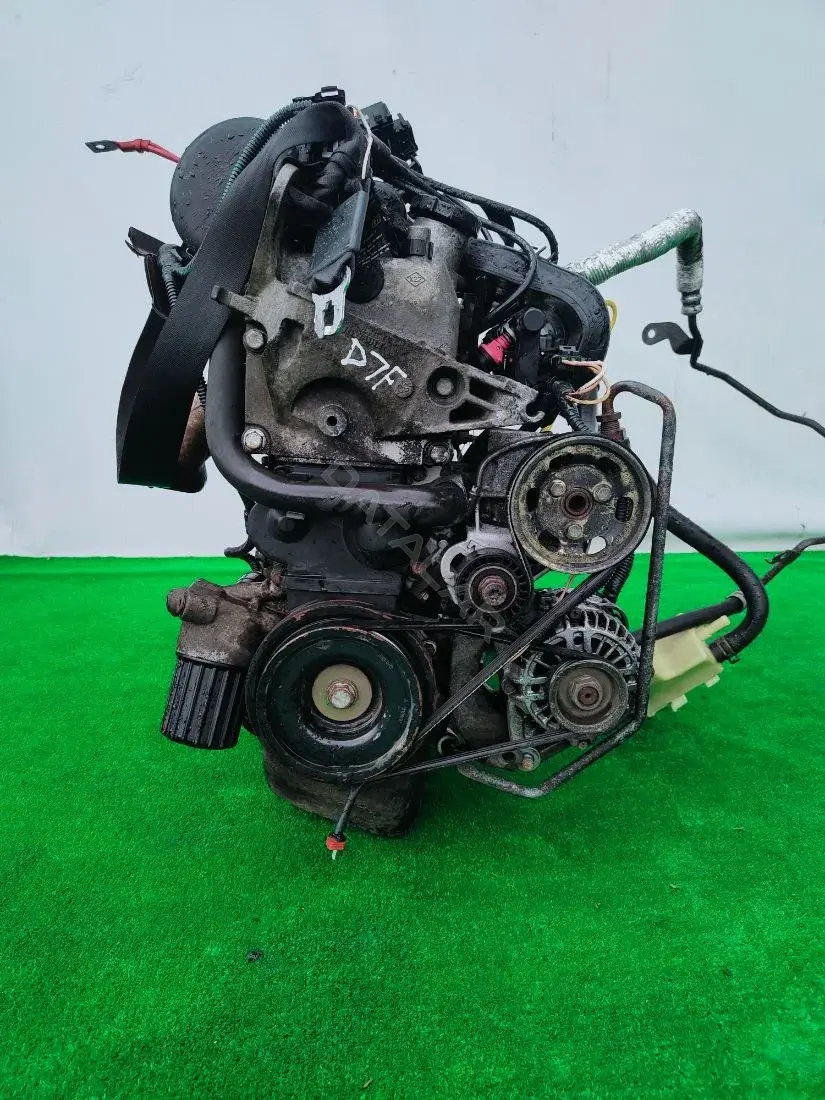 Двигатель в сборе D7F720