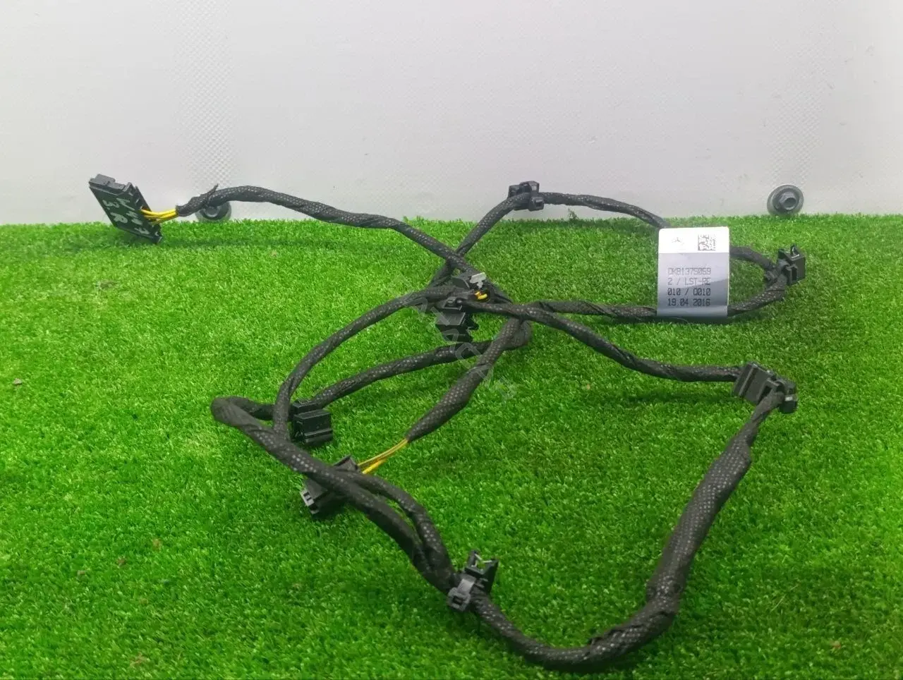 Проводка двери QKB1375059
