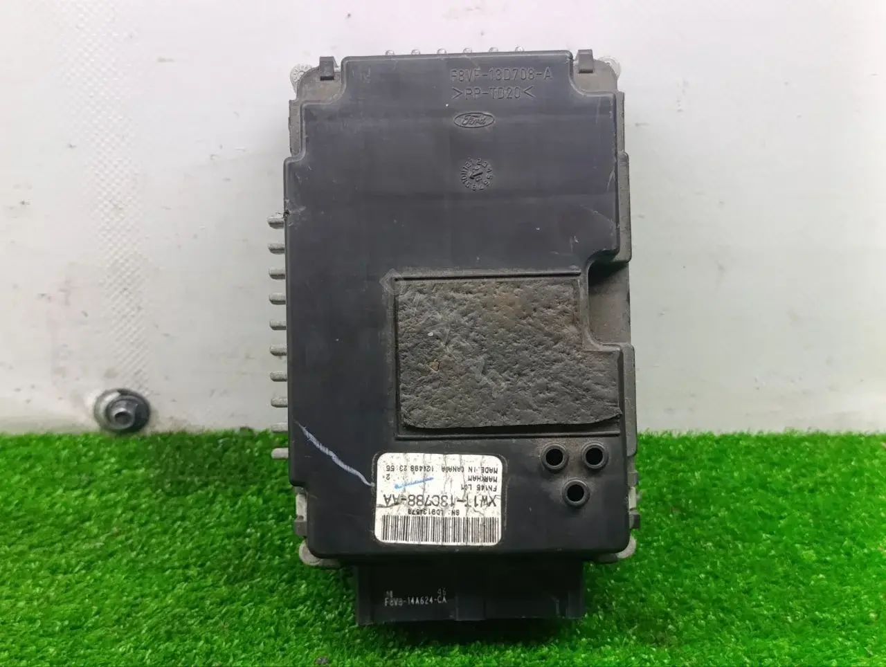 Блок управления светом XW1T13C788AA