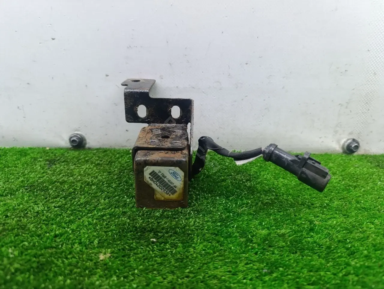 Датчик удара F8AB14B005AA