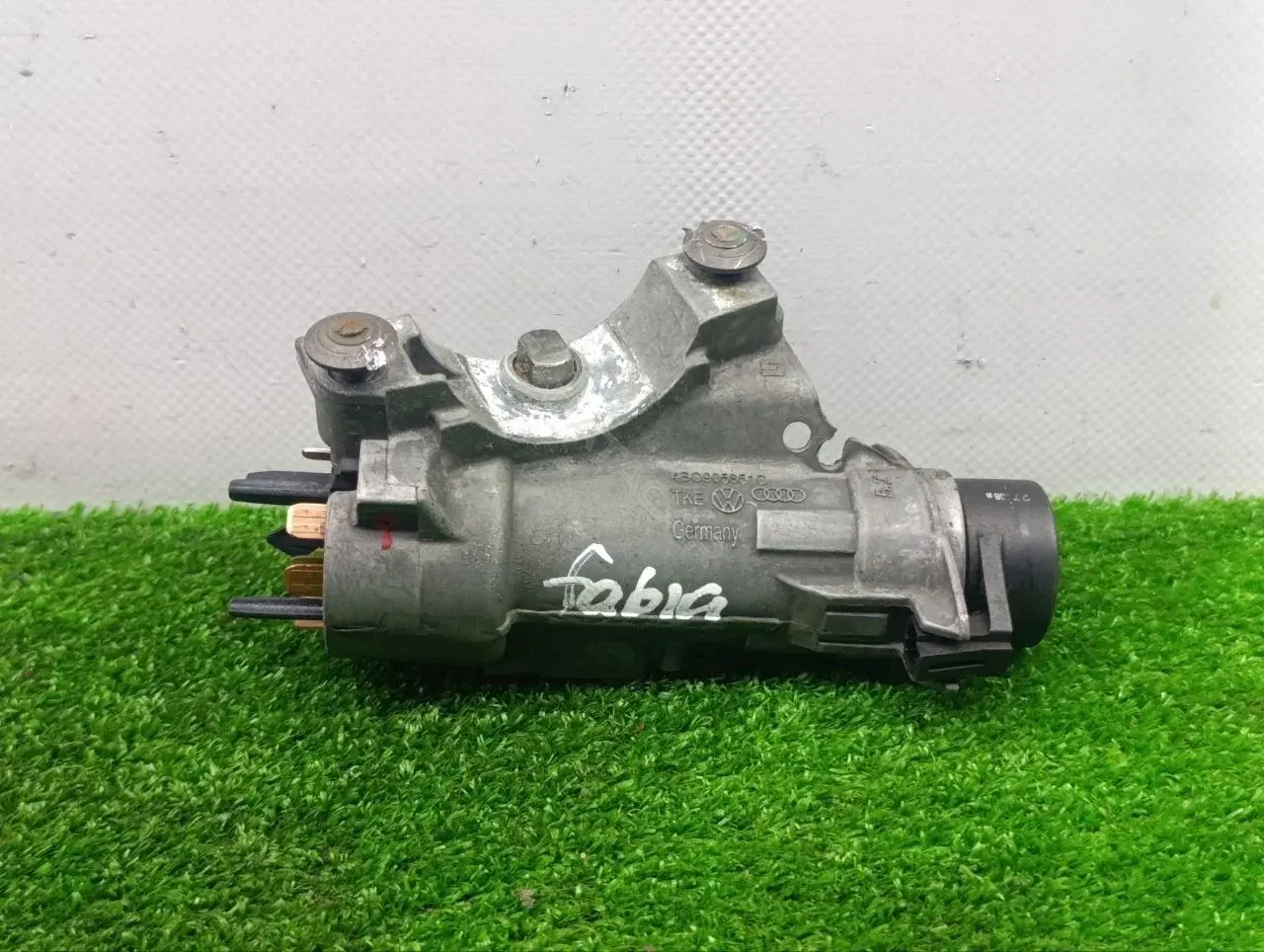 Замок зажигания 4B0905849, 4B0905851C