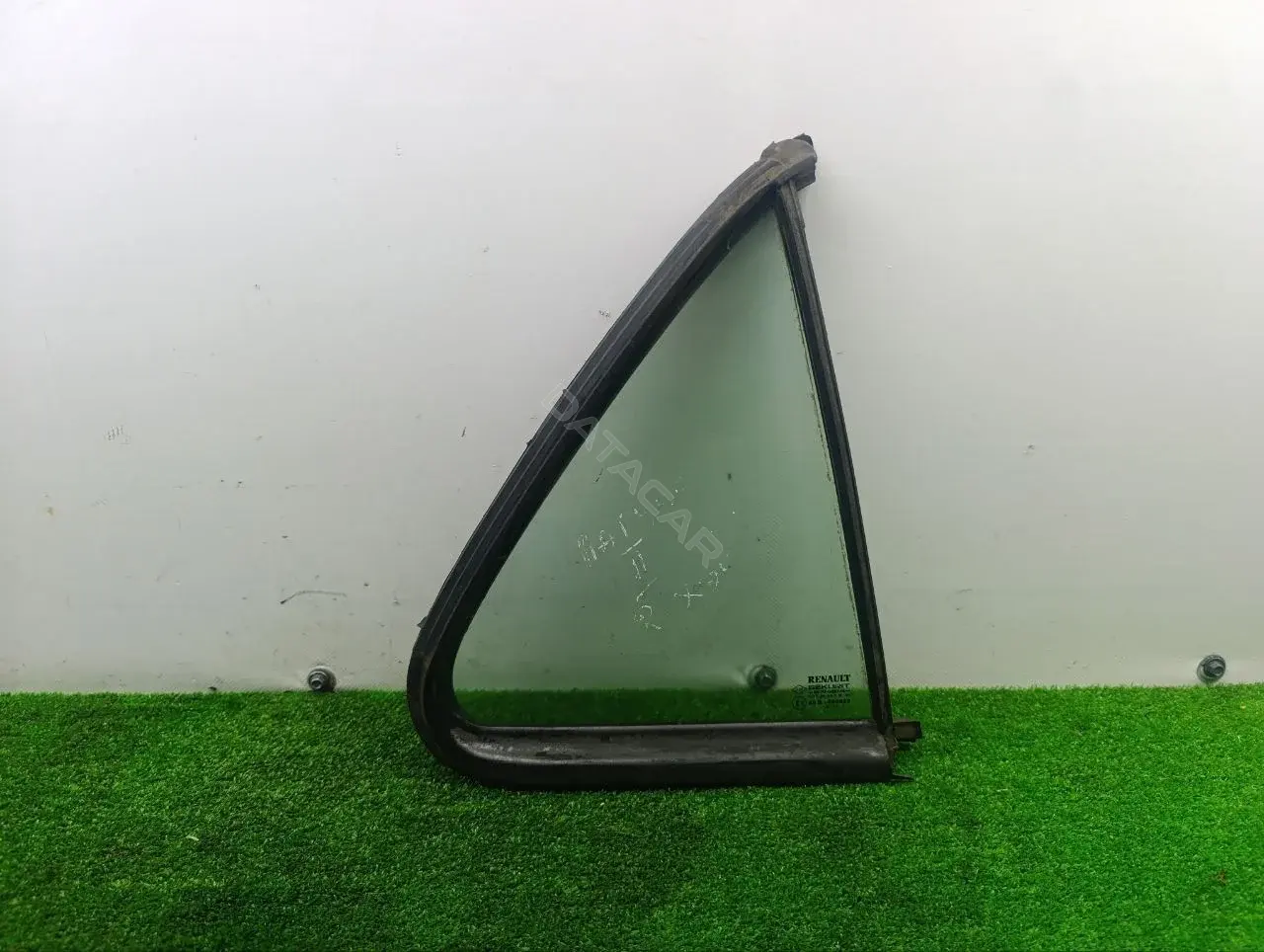 Стекло двери 43R000929